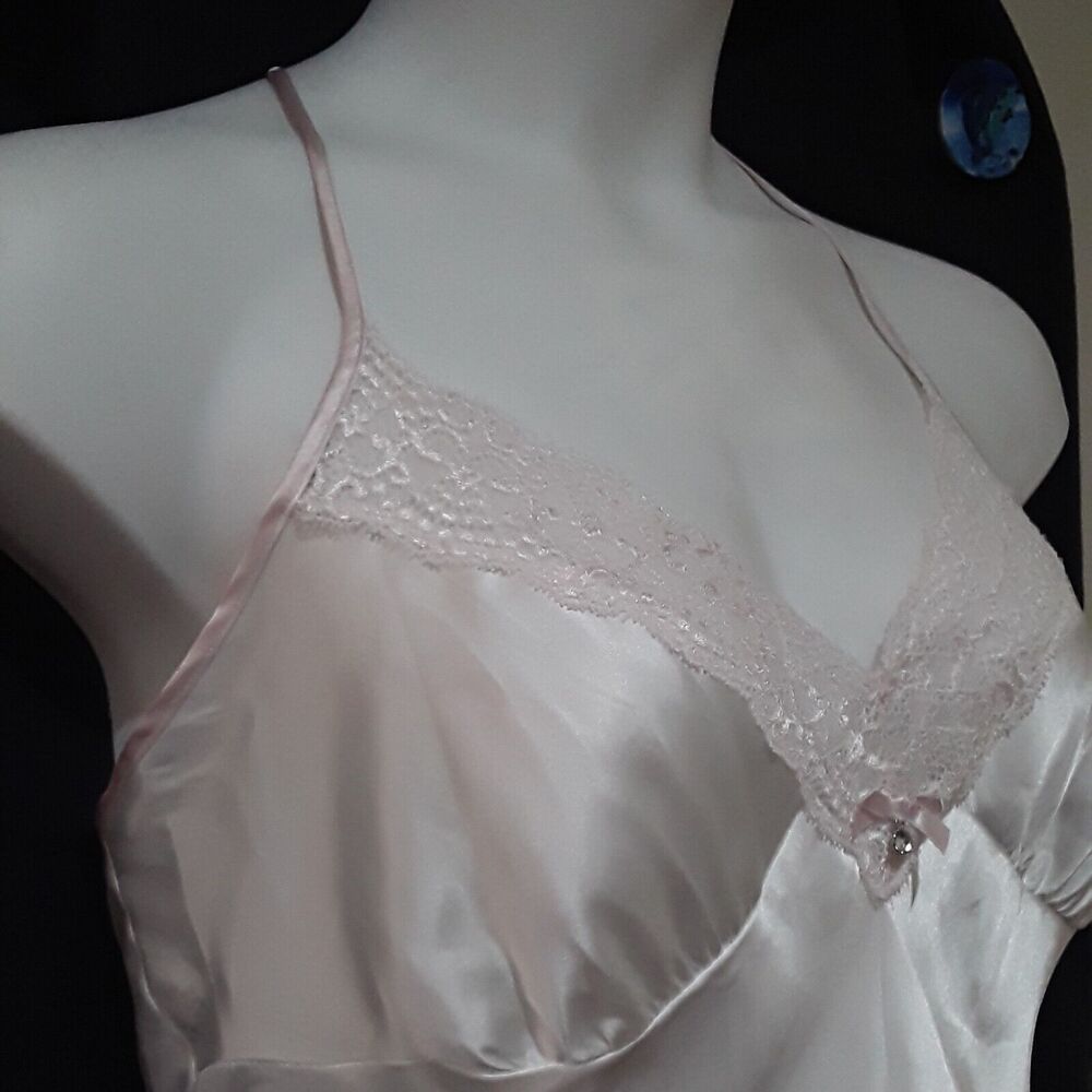 Linea Donatella Chemise, Pink Lace Trimmed , Sz M